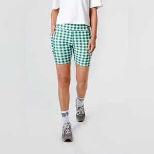 Tuckernuck Trellis Bike shorts in green gingham 🚲 size medium